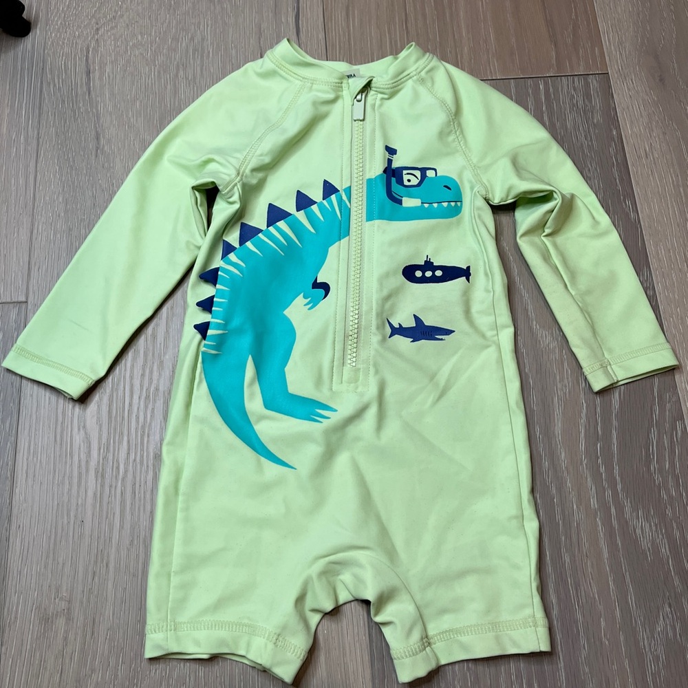 Old navy. Toddler boy size 12-18 months, Green Dinosaur Swim Romper